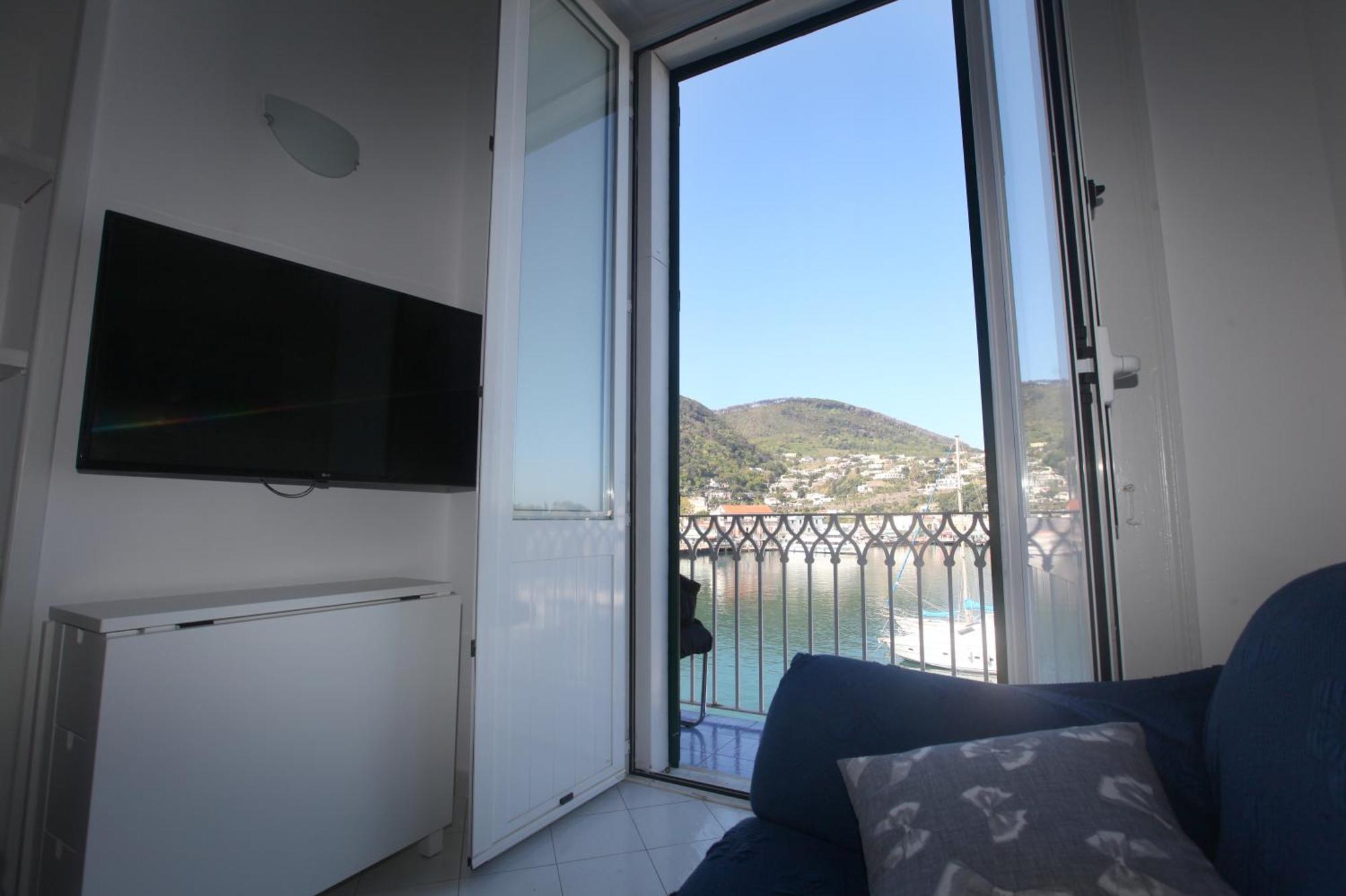 Riva Destra Home By Domusextra Ischia Luaran gambar